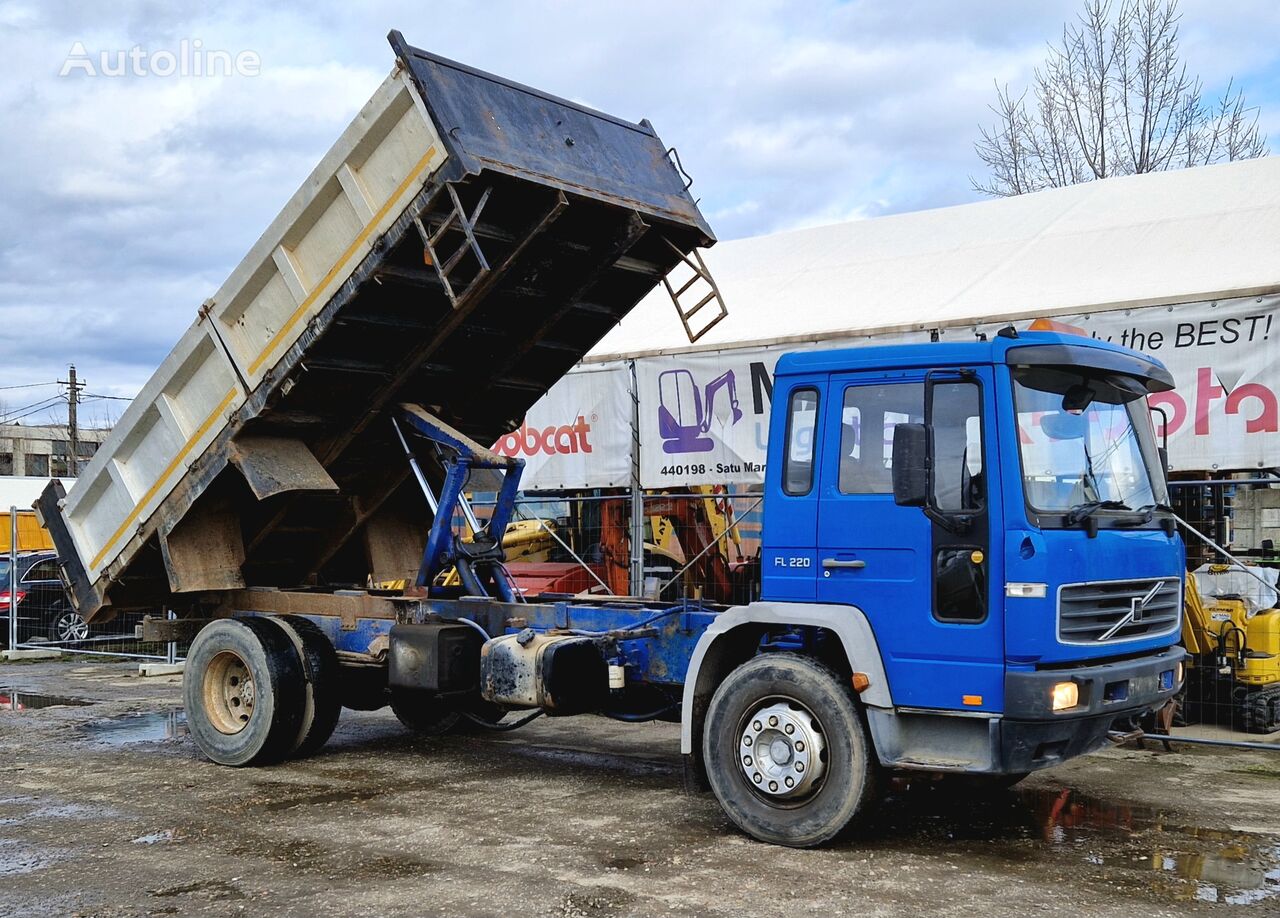 ανατρεπόμενο φορτηγό Volvo FL6 220