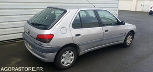 αυτοκίνητο hatchback Peugeot 306