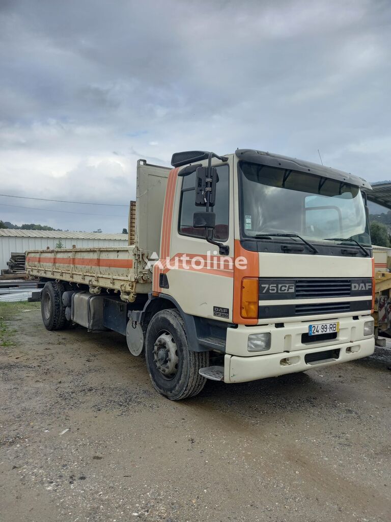 φορτηγό κόφα DAF CF 75