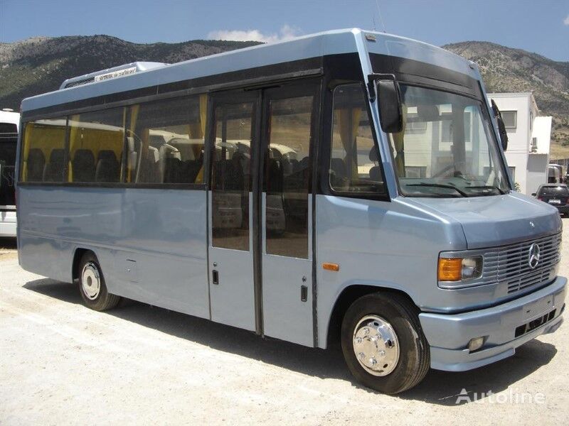 προαστιακό λεωφορείο Mercedes-Benz VARIO 814 JUMBO PANORAMA